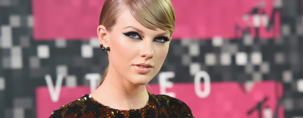 How To Steal Taylor Swift’s Red Carpet Style