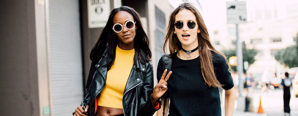 Throw Back ’90s: 8 Trends that You Need to Start Wearing Again