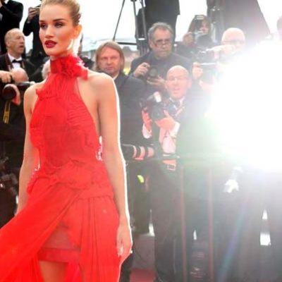 5 Most Sexiest Red Dresses that the Stars Have Ever Won