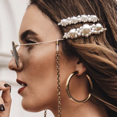 Trend Alert! Pearl Hair Accessories Are Coming Back!